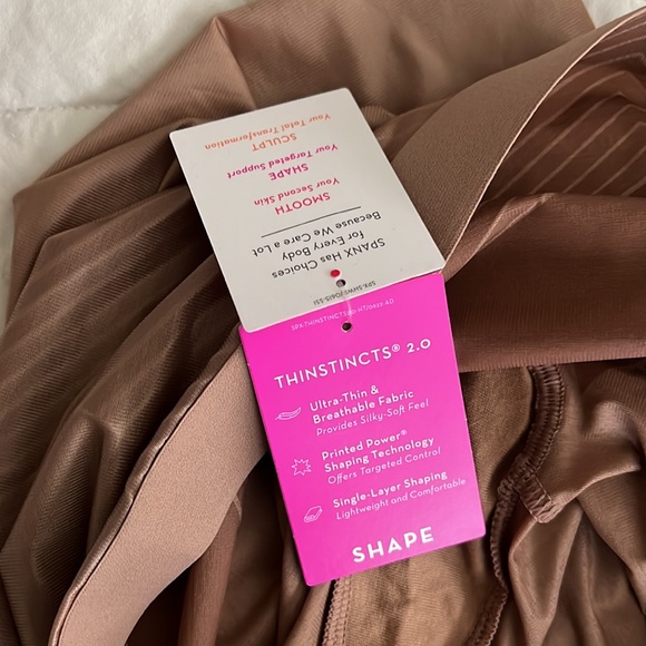 Spanx Thinstincts 2.0 Firm Control NWT medium - Picture 6 of 15